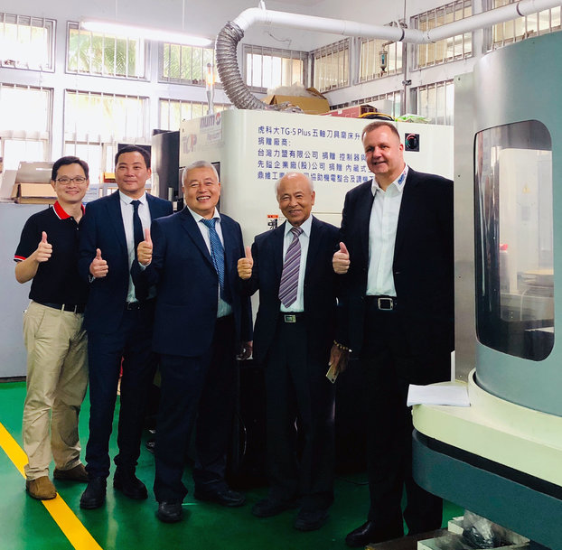 NUM offre un système CNC performant à l'université nationale de Formose à Taiwan